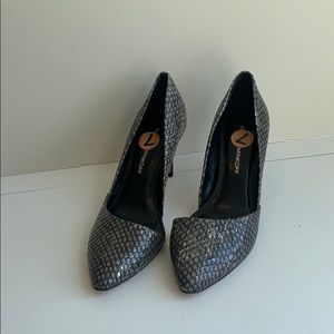Rebecca Minkoff Gray Snakeskin Heels 7